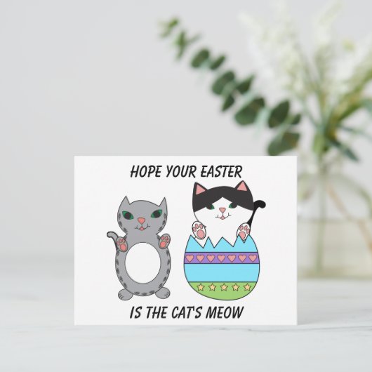 イースターエッグ猫がカワイイカラフルパーソナライズ シーズンポストカード (スタンド正面)