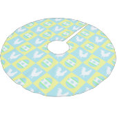 イースタークールチェッカーボードパターンルースター卵 ブラッシュドポリエステルツリースカート (アングル)