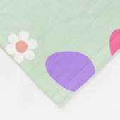 イースターシームレスパターン。有色卵と花 フリースブランケット (角)