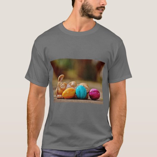 イースタージョイTシャツ - 祝祭的で明るく陽気 Tシャツ (正面)