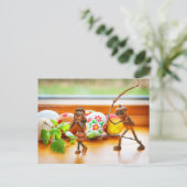 イースタースティックのイースターポストカードとコーン小妖精や小人 ポストカード (スタンド正面)