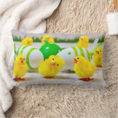 イースターデコレーション – イースターの卵と雛 ランバークッション (ブランケット)