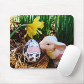 イースターバキスをするニー牛の卵マウスパッド マウスパッド (マウス)