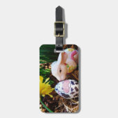 イースターバキスをするニー牛の卵 ラゲッジタグ (正面縦)