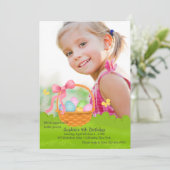 イースターバスケットフォト誕生日招待状 招待状 (スタンド正面)