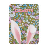 イースターバニーの耳とカラフルフローラ背景 マグネット (縦)