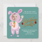 イースターバニーの衣装トレンディーパーソナライズされた写真 カード (正面)