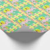 イースターバニーの雛と卵の上の格子縞 ラッピングペーパー (角)