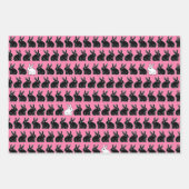 イースターバニーズブラックとホワイトのピンクとグリーン ラッピングペーパーシート (正面)