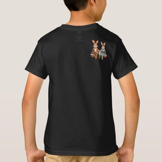 イースターバニー家族が卵を追いかける Tシャツ (裏面)