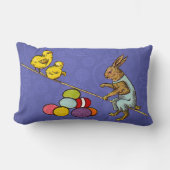 イースターバニー鶏の卵イラストレーション ランバークッション (正面)
