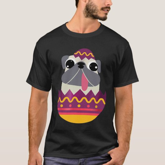 イースターパグの卵 ハッピーイースターTシャツ Tシャツ (正面)