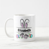 イースターパーソナライズされたバニーの耳の名前 コーヒーマグカップ (左)