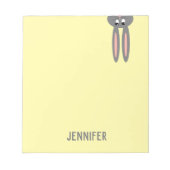 イースターパーソナライズされたバニーパステルイエローキッズ ノートパッド (正面)