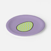 イースタープレート、緑と黄ストライプの色の卵紫 ペーパープレート (アングル)