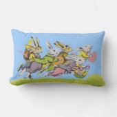 イースターラビットズパステルのグループの衣服の芝生 ランバークッション (正面)