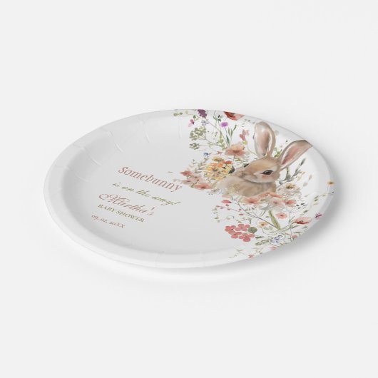 イースターワイルドフラワーの赤ちゃんシャワーの途中で何かバニー ペーパープレート (アングル)
