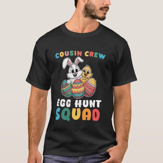 イースター仲間とリラックス イースターエッグ クルー うさぎ 楽しい Tシャツ (正面)