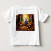 イースター卵バスケット付きペーターイースターバニー ベビーTシャツ (裏面)