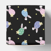 イースター卵パターンの好意ボックス – ブラックとパステル フェイバーボックス (上部)