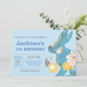 イースター誕生日の男の子のイースターエッグの誕生日のウサギ 招待状 (スタンド正面)