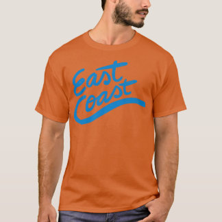イーストコーストレトロタイポグラフィ Tシャツ