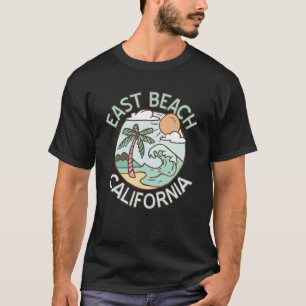 イーストビーチカリフォルニアトロピカルビーチバケーションスーヴ Tシャツ