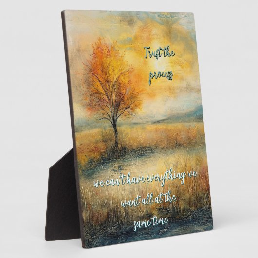 イーゼルでプロセスタブルトップのプラークを信頼する フォトプラーク (側面)