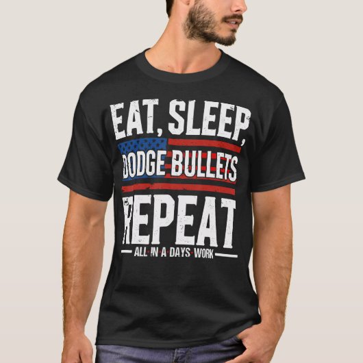 イート スリープ 躊躇 弾丸 リピート 憲兵 ソル Tシャツ (正面)