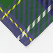 ウィシャート狩りクランバッジタータンチェックプレイド フリースブランケット (角)