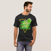 ウィスキーおもしろいアイリッシュビールSt. Patrick Sが入っている可能性 Tシャツ (正面フル)