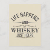 ウィスキーが面白い飲酒に関する名言を助ける ポストカード (正面)