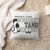 ウィスキーのタンゴはユーモア-航空フォックストロットを踊ります クッション (ブランケット)