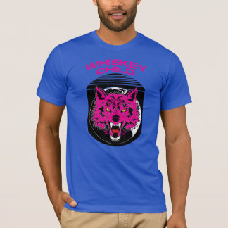 ウィスキーチャイルド – Tシャツ(ピンクのウルフロゴ付き) Tシャツ