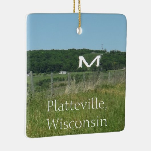 ウィスコンシン中西部のプラットビルのクリスマス セラミックオーナメント (右)
