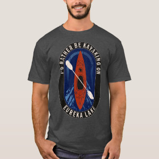 ウィスコンシン州のユーレカ湖でカヤックしている Tシャツ