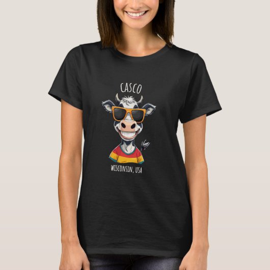 ウィスコンシン州カスコの面白い牛のキャラクターデザイン Tシャツ (正面)