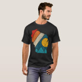 ウィスコンシン州ヴィンテージ地図 マウンテンハイキング Tシャツ (正面フル)