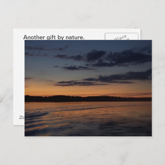ウィスコンシン州北部の湖に沈む夏の夕日 ポストカード (正面/裏面)