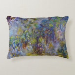 ウィステリア（右半分）by Claude Monet アクセントクッション<br><div class="desc">クロード・モネのウィステリア（右半分）(1917-1920)はヴィンテージ印象派のアート素晴らし自然で絵画、大きなフローラ静止期の右半分を特集絵画した。フランスのジヴェルニーにある彼の庭から絵を描の春でモネが描いた一連の藤の花の絵の一部。アーティストについて：クロード・モネ(1840-1926)は印象派の運動の創始者であフランスのり絵画、その絵画の大部分は「空中に浮かぶ」（野外に浮かぶ）スタイル印象派の風景である。</div>