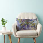ウィステリア(離れ半分)by Claude Monet ランバークッション<br><div class="desc">クロード・モネのウィステリア(1917-1920)は、ヴィンテージの印象派の素晴らし美術スチル絵画ライフのフローラで、大きな作品の半分を取り上げ絵画てい離れる。フランスのジヴェルニーの庭でモネが描いた春の季節の藤の花の画の一部です絵を描。アーティストについて：クロード・モネ(1840-1926)は印象派の運動の創始者であフランスのり絵画、その絵画の大部分は「空中に浮かぶ」（野外に浮かぶ）スタイル印象派の風景である。</div>