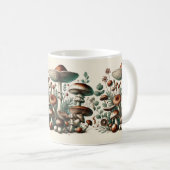ウィスパリング・ウッズ：シームレスマッシュルーム・パターン・コレック コーヒーマグカップ (正面右)