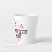 ウィスパー・オブ・ザ・ハート – ミニマエレガントリスト カフェラテマグ (正面)