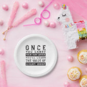 ウィズダム引用文デザイン – すべてのドロップの価値 ペーパープレート (パーティー)