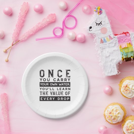 ウィズダム引用文デザイン – すべてのドロップの価値 ペーパープレート (パーティー)