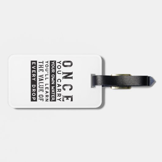 ウィズダム引用文デザイン – すべてのドロップの価値 ラゲッジタグ (裏面横)