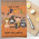 ウィッチウェイハロウィーンオレンジ キッチンタオル<br><div class="desc">この可愛いハロウィーンの明るいオレンジをチェック"ウィッチウェイはキッチン?" モンスターを使ったキッチンタオルと猫飛んでいるの箒。全文字でカスタマイズ。ハッピーハローウィンを名前またはファミリ名に変更できる。ハロウィーンモンスターズ・コレクションの一部。コレクションに一致する項目がないかどうかを確認する。</div>