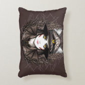 ウィッチキャットハロウィン不気味なかわいいポートレート アクセントクッション (正面(垂直))