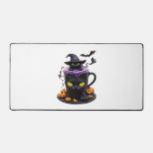 ウィッチキャットハロウィーンラテ – 不気味なかわいいコーヒーと デスクマット (正面)