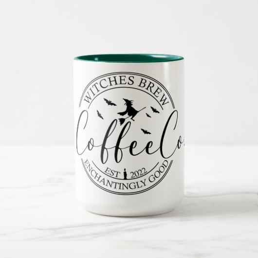 ウィッチズはコーヒーを醸造する。ハロウィン不気味2022マグカップ ツートーンマグカップ (中央)